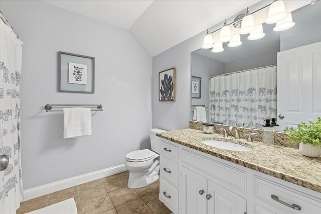 150 Brandywine Rd, Franklin, MA 02038