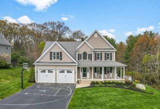 150 Brandywine Rd, Franklin, MA 02038