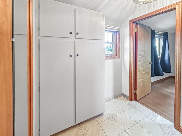 331 E Varnum Street, Munising, MI 49862