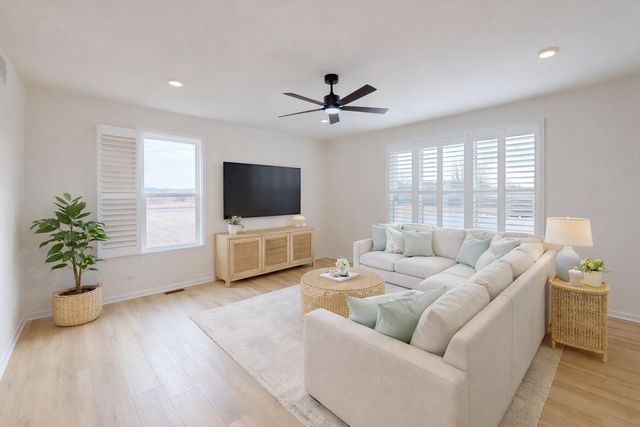 219 Deer Run Trail, Poplar Grove, IL 61065