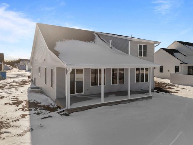 W5826 ROUNDSTONE PLACE, Menasha, WI 54952