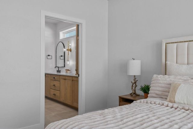 W5826 ROUNDSTONE PLACE, Menasha, WI 54952