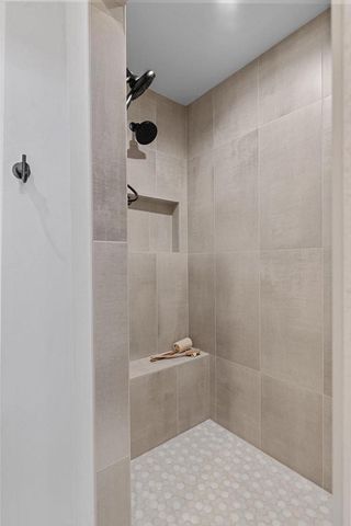 W5826 ROUNDSTONE PLACE, Menasha, WI 54952