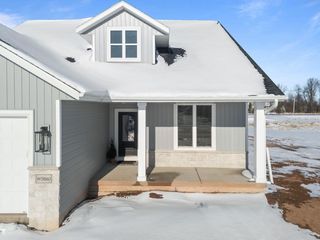 W5826 ROUNDSTONE PLACE, Menasha, WI 54952