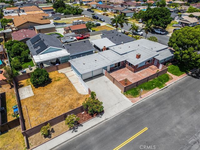 12345 Birchdale, Downey, CA 90242