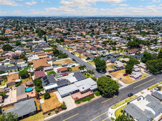 12345 Birchdale, Downey, CA 90242