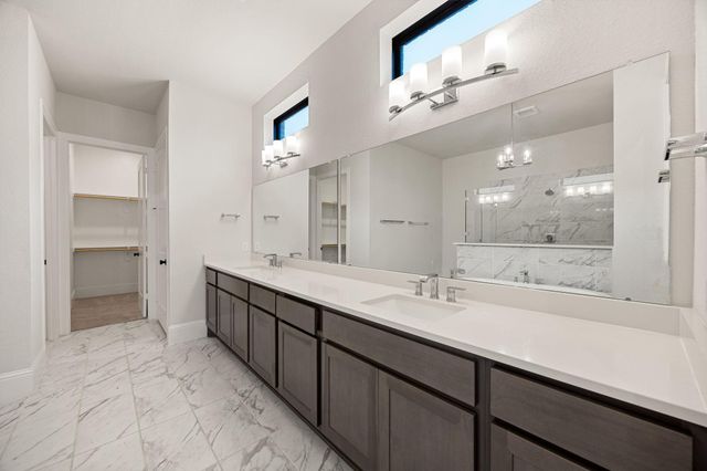 734 Platinum Stone Lane, Pinehurst, TX 77362