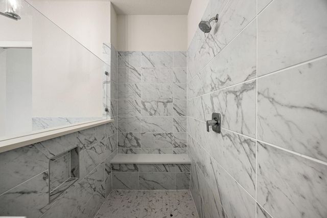 734 Platinum Stone Lane, Pinehurst, TX 77362