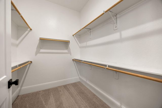 734 Platinum Stone Lane, Pinehurst, TX 77362