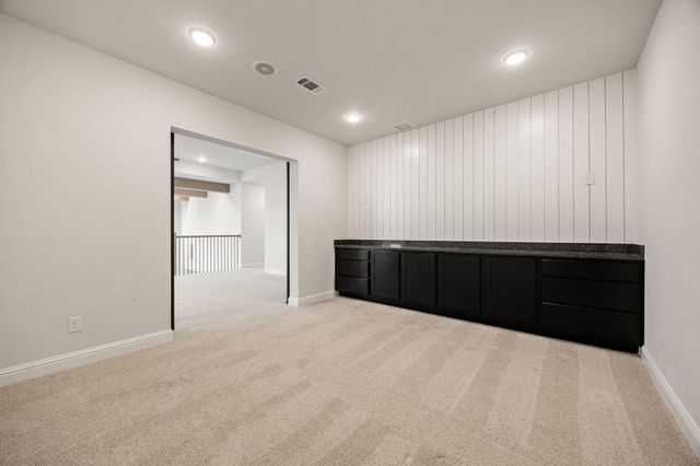 734 Platinum Stone Lane, Pinehurst, TX 77362