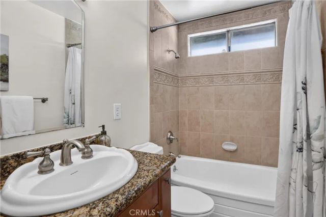 6121 Arrowhead Drive, Huntington Beach, CA 92647