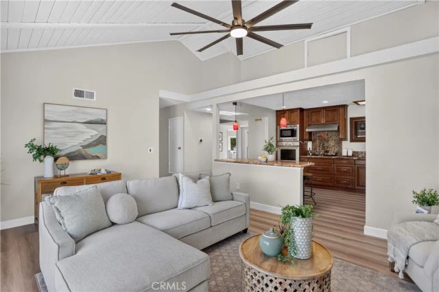 6121 Arrowhead Drive, Huntington Beach, CA 92647