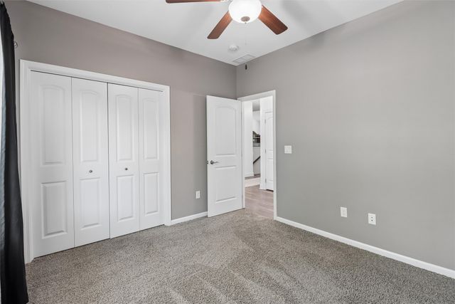 1215 Blue Bonnet Drive, Carlisle, IA 50047