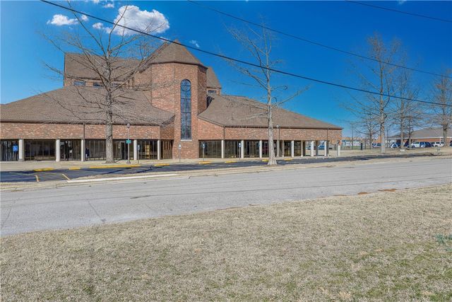 1412 Cypress Street, Rogers, AR 72758