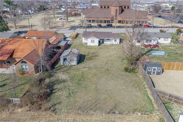 1412 Cypress Street, Rogers, AR 72758