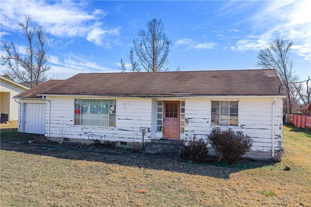 1412 Cypress Street, Rogers, AR 72758