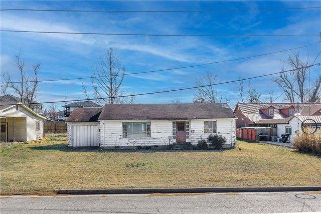 1412 Cypress Street, Rogers, AR 72758