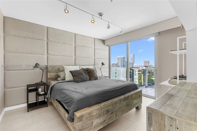 1600 SW 1st Ave 1202, Miami, FL 33129