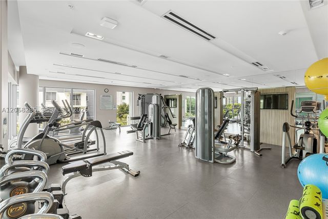 1600 SW 1st Ave 1202, Miami, FL 33129