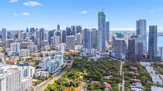 1600 SW 1st Ave 1202, Miami, FL 33129