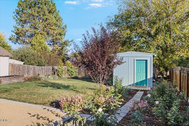 235 E Hersey Street, Ashland, OR 97520