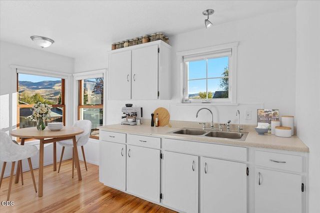 235 E Hersey Street, Ashland, OR 97520