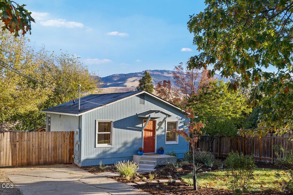 235 E Hersey Street, Ashland, OR 97520