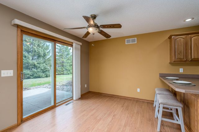 100 Crystal Lane, Mankato, MN 56001