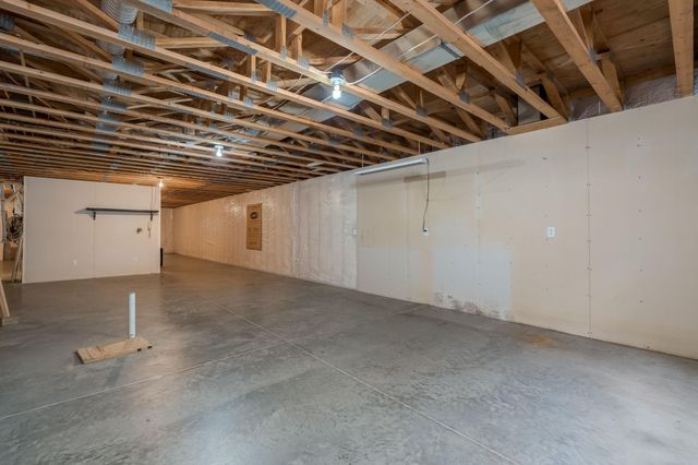 100 Crystal Lane, Mankato, MN 56001