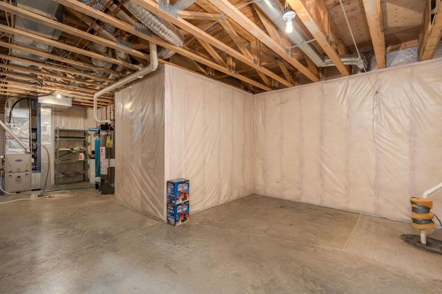 100 Crystal Lane, Mankato, MN 56001