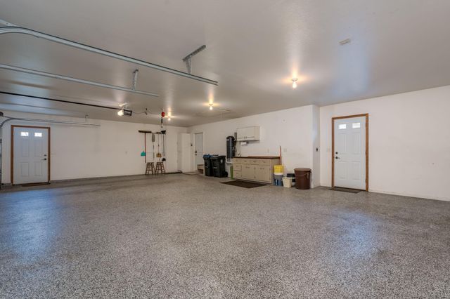 100 Crystal Lane, Mankato, MN 56001