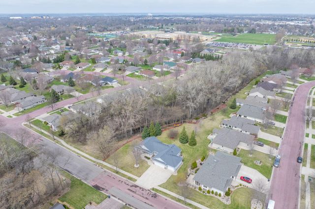 100 Crystal Lane, Mankato, MN 56001