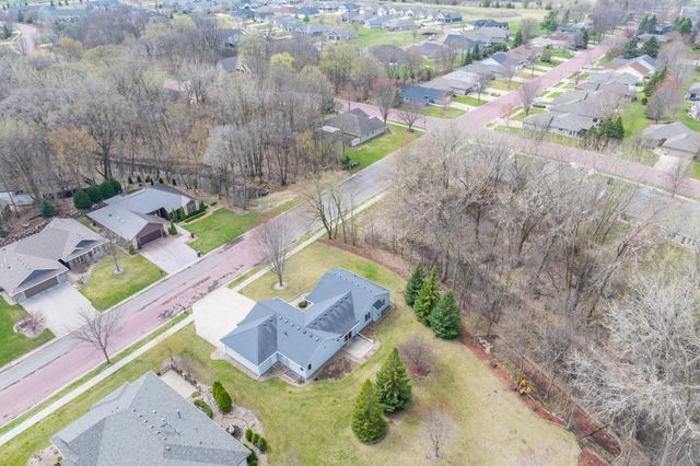 100 Crystal Lane, Mankato, MN 56001