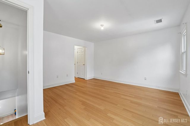 289 Franklin Road, North Brunswick, NJ 08902