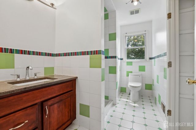 289 Franklin Road, North Brunswick, NJ 08902