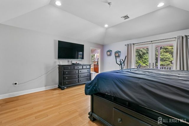 289 Franklin Road, North Brunswick, NJ 08902