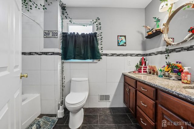 289 Franklin Road, North Brunswick, NJ 08902