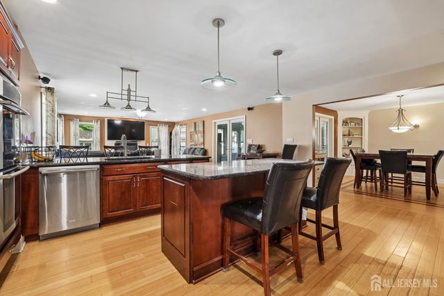289 Franklin Road, North Brunswick, NJ 08902