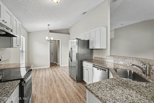 7341 OVERLAND PARK Boulevard, Jacksonville, FL 32244