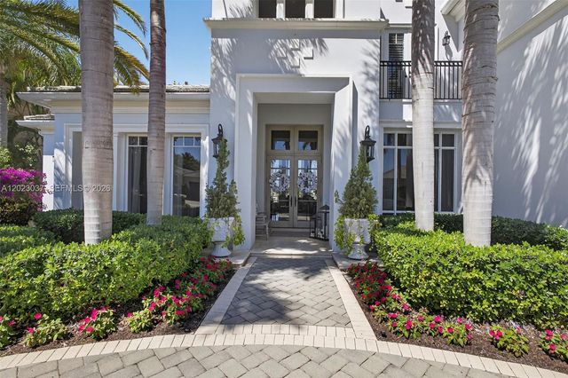656 Hermitage Circle, Palm Beach Gardens, FL 33410