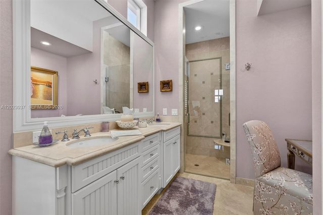 656 Hermitage Circle, Palm Beach Gardens, FL 33410