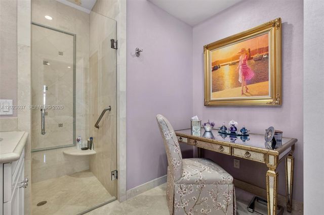 656 Hermitage Circle, Palm Beach Gardens, FL 33410