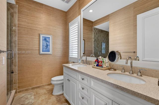 656 Hermitage Circle, Palm Beach Gardens, FL 33410