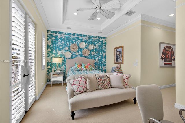 656 Hermitage Circle, Palm Beach Gardens, FL 33410