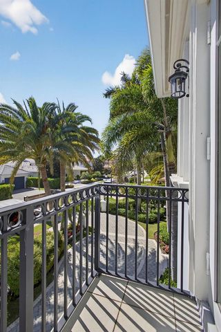 656 Hermitage Circle, Palm Beach Gardens, FL 33410