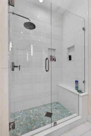 656 Hermitage Circle, Palm Beach Gardens, FL 33410