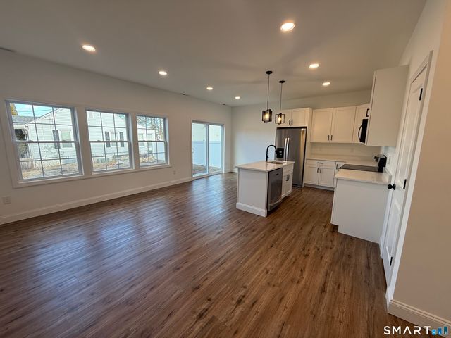 124 Highlawn Street, Waterbury, CT 06705