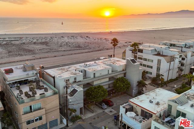 6 Voyage Street 108, Marina Del Rey, CA 90292