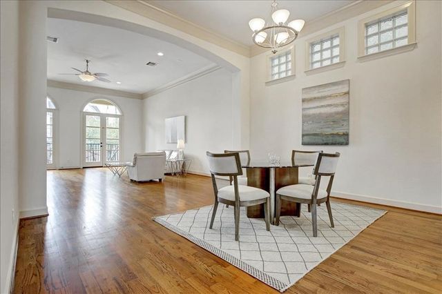 2318 Welch Street, Houston, TX 77019