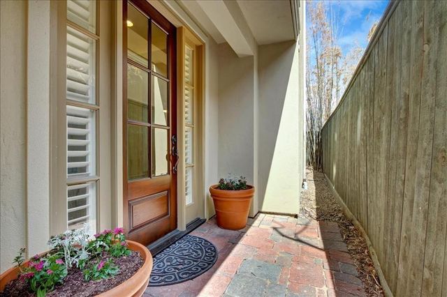 2318 Welch Street, Houston, TX 77019